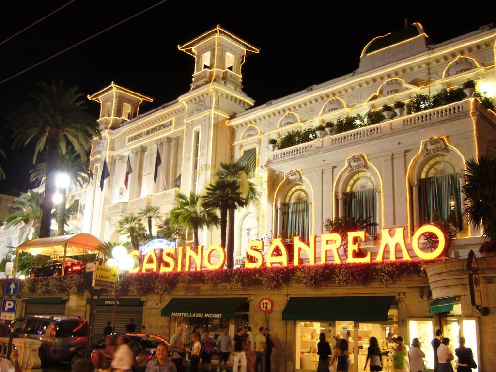 Affittacamere Selene Sanremo Ngoại thất bức ảnh